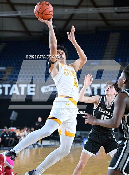 Thumbnail 1 in O'Dea vs. Mountlake Terrace (WIAA State Quarterfinal) photogallery.