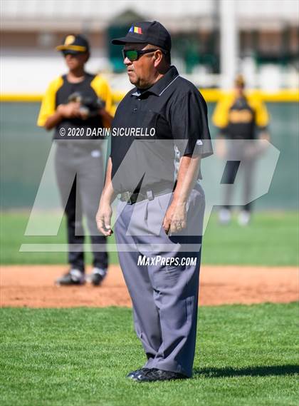 Thumbnail 2 in Williams Field vs. Marcos de Niza (Bob Everett Classic) photogallery.