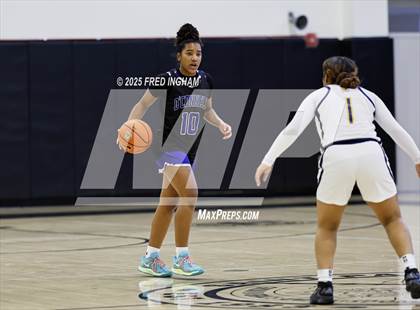 Thumbnail 2 in Bishop O'Connell vs. Riverdale Baptist photogallery.