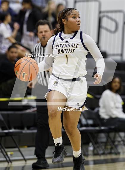 Thumbnail 1 in Bishop O'Connell vs. Riverdale Baptist photogallery.