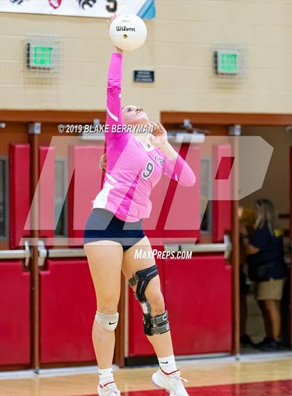 Thumbnail 3 in Pinnacle @ Chaparral photogallery.