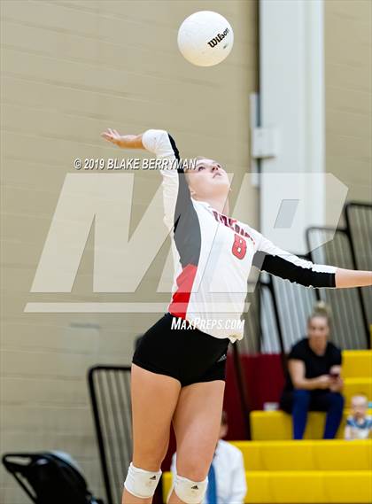 Thumbnail 1 in Pinnacle @ Chaparral photogallery.