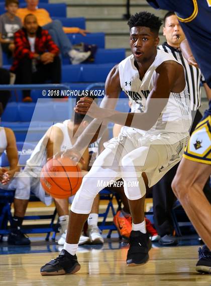 Thumbnail 1 in Santa Monica vs. Chino Hills (Rolling Hills Prep State Preview Classic) photogallery.