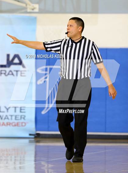 Thumbnail 3 in Santa Monica vs. Chino Hills (Rolling Hills Prep State Preview Classic) photogallery.