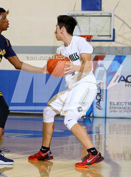 Thumbnail 1 in Santa Monica vs. Chino Hills (Rolling Hills Prep State Preview Classic) photogallery.