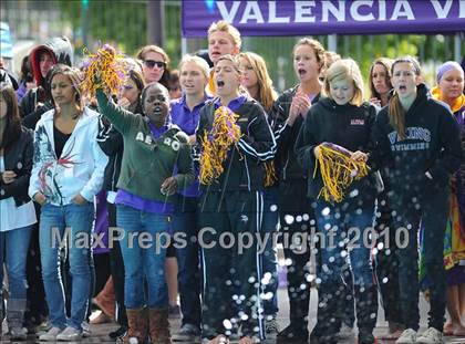 Thumbnail 2 in Valencia vs Hart photogallery.