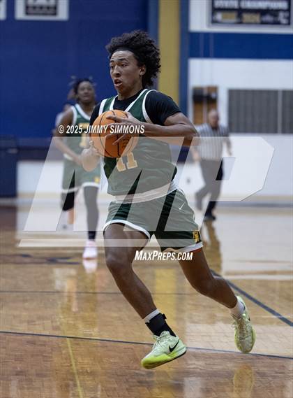 Thumbnail 1 in Metro-East Lutheran @ Althoff Catholic photogallery.