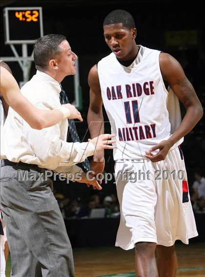 Thumbnail 1 in Oak Ridge Military Academy vs. St. Anthony (PrimeTime Shootout) photogallery.