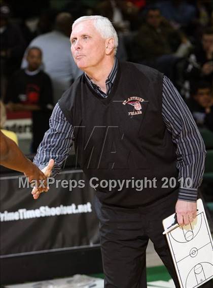 Thumbnail 2 in Oak Ridge Military Academy vs. St. Anthony (PrimeTime Shootout) photogallery.