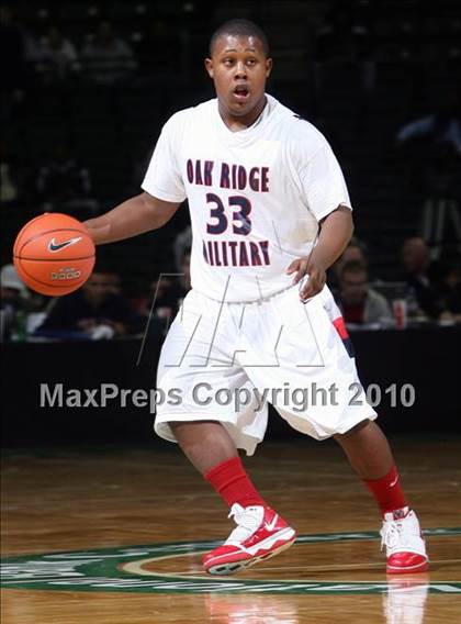 Thumbnail 1 in Oak Ridge Military Academy vs. St. Anthony (PrimeTime Shootout) photogallery.