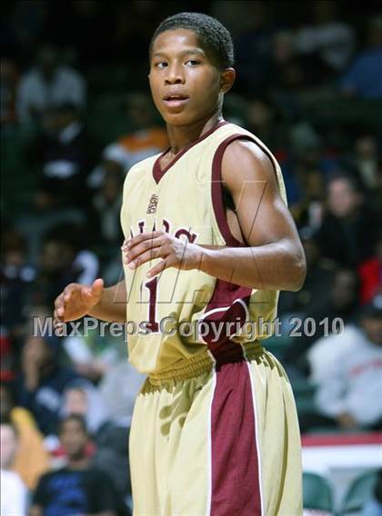 Thumbnail 2 in Oak Ridge Military Academy vs. St. Anthony (PrimeTime Shootout) photogallery.