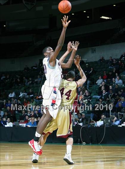 Thumbnail 1 in Oak Ridge Military Academy vs. St. Anthony (PrimeTime Shootout) photogallery.
