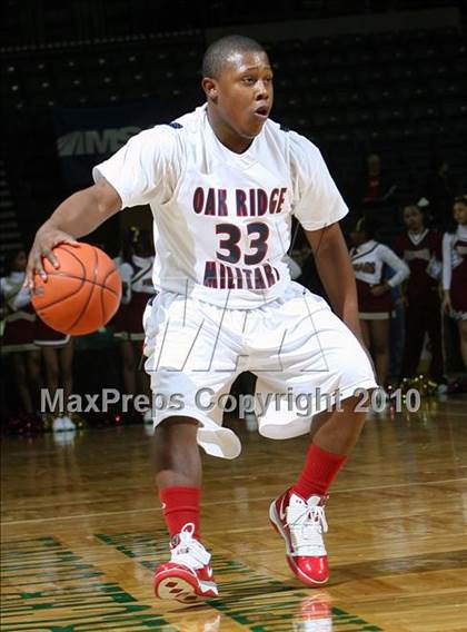 Thumbnail 1 in Oak Ridge Military Academy vs. St. Anthony (PrimeTime Shootout) photogallery.