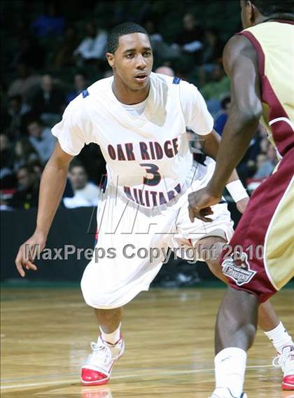 Thumbnail 3 in Oak Ridge Military Academy vs. St. Anthony (PrimeTime Shootout) photogallery.