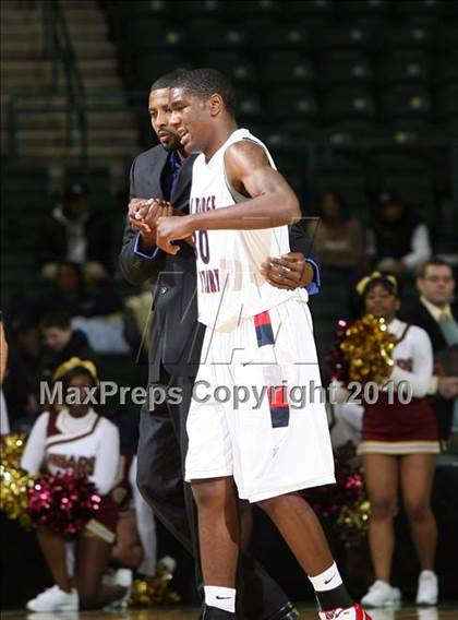 Thumbnail 1 in Oak Ridge Military Academy vs. St. Anthony (PrimeTime Shootout) photogallery.