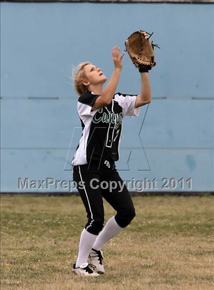 Thumbnail 1 in Canyon @ Oaks Christian (Valley Classic) photogallery.