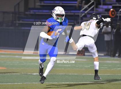 Thumbnail 2 in Bishop Gorman vs. Foothill (Class 5A Southern Region Semifinal) photogallery.