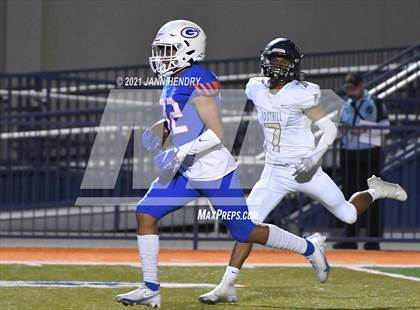 Thumbnail 3 in Bishop Gorman vs. Foothill (Class 5A Southern Region Semifinal) photogallery.