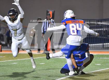 Thumbnail 2 in Bishop Gorman vs. Foothill (Class 5A Southern Region Semifinal) photogallery.