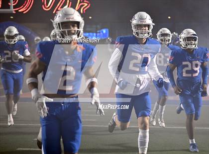 Thumbnail 2 in Bishop Gorman vs. Foothill (Class 5A Southern Region Semifinal) photogallery.