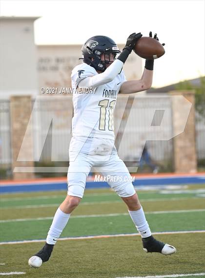 Thumbnail 1 in Bishop Gorman vs. Foothill (Class 5A Southern Region Semifinal) photogallery.
