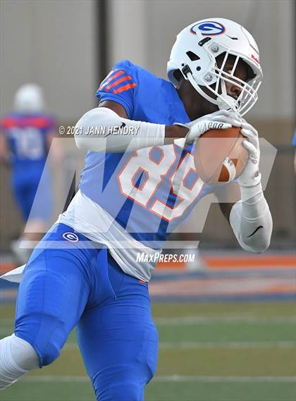 Thumbnail 2 in Bishop Gorman vs. Foothill (Class 5A Southern Region Semifinal) photogallery.