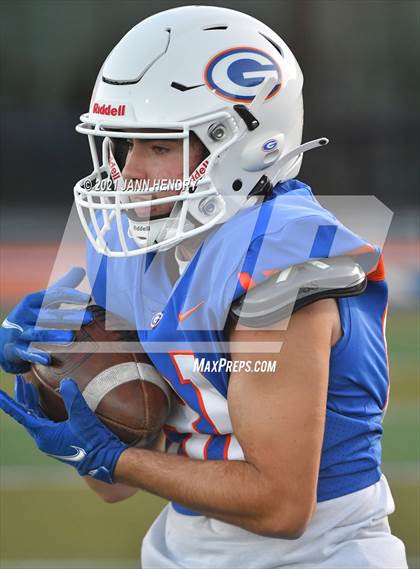 Thumbnail 2 in Bishop Gorman vs. Foothill (Class 5A Southern Region Semifinal) photogallery.