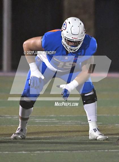 Thumbnail 2 in Bishop Gorman vs. Foothill (Class 5A Southern Region Semifinal) photogallery.