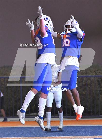 Thumbnail 3 in Bishop Gorman vs. Foothill (Class 5A Southern Region Semifinal) photogallery.