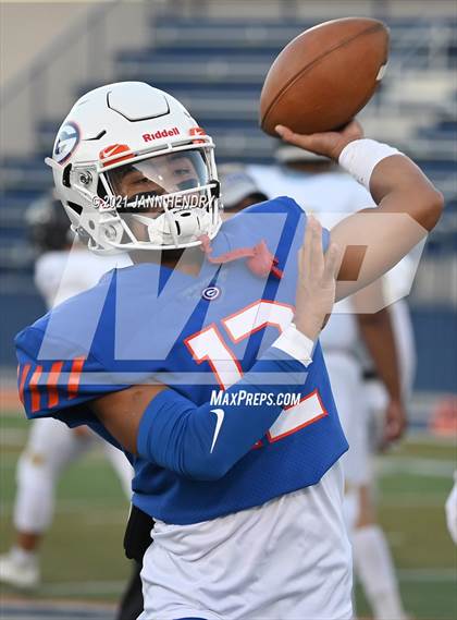 Thumbnail 3 in Bishop Gorman vs. Foothill (Class 5A Southern Region Semifinal) photogallery.