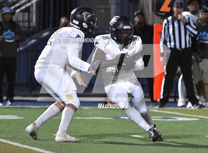 Thumbnail 2 in Bishop Gorman vs. Foothill (Class 5A Southern Region Semifinal) photogallery.