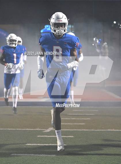 Thumbnail 2 in Bishop Gorman vs. Foothill (Class 5A Southern Region Semifinal) photogallery.