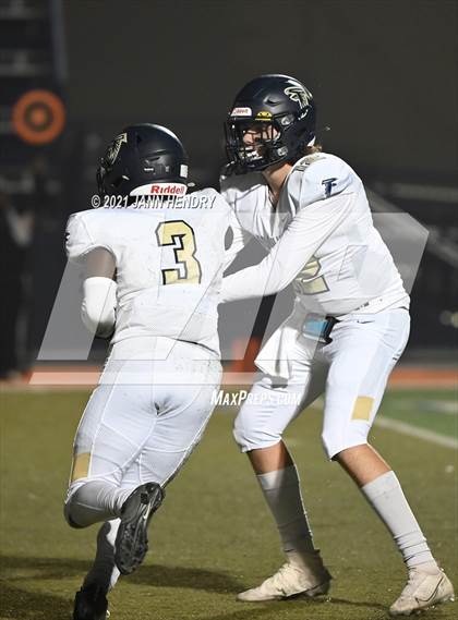 Thumbnail 2 in Bishop Gorman vs. Foothill (Class 5A Southern Region Semifinal) photogallery.