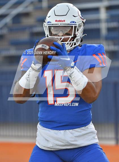 Thumbnail 3 in Bishop Gorman vs. Foothill (Class 5A Southern Region Semifinal) photogallery.