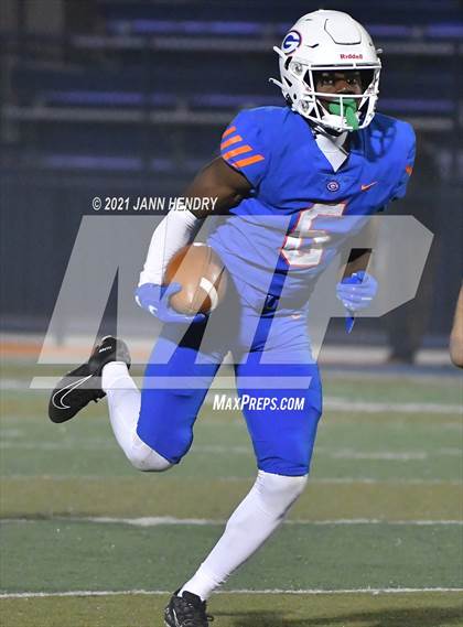 Thumbnail 3 in Bishop Gorman vs. Foothill (Class 5A Southern Region Semifinal) photogallery.