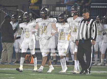 Thumbnail 2 in Bishop Gorman vs. Foothill (Class 5A Southern Region Semifinal) photogallery.