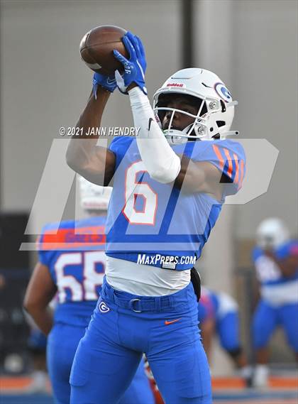 Thumbnail 1 in Bishop Gorman vs. Foothill (Class 5A Southern Region Semifinal) photogallery.