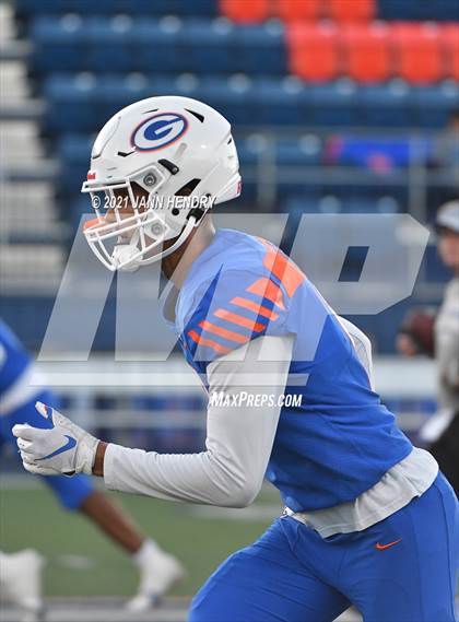 Thumbnail 2 in Bishop Gorman vs. Foothill (Class 5A Southern Region Semifinal) photogallery.