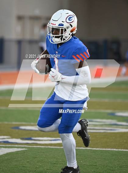 Thumbnail 1 in Bishop Gorman vs. Foothill (Class 5A Southern Region Semifinal) photogallery.