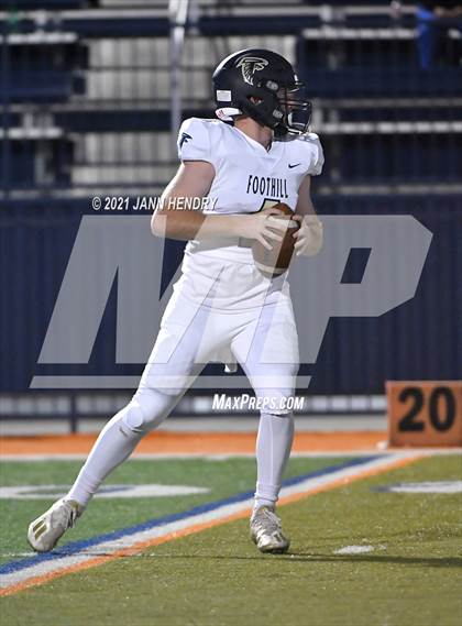 Thumbnail 2 in Bishop Gorman vs. Foothill (Class 5A Southern Region Semifinal) photogallery.