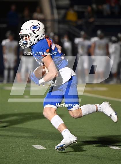 Thumbnail 3 in Bishop Gorman vs. Foothill (Class 5A Southern Region Semifinal) photogallery.