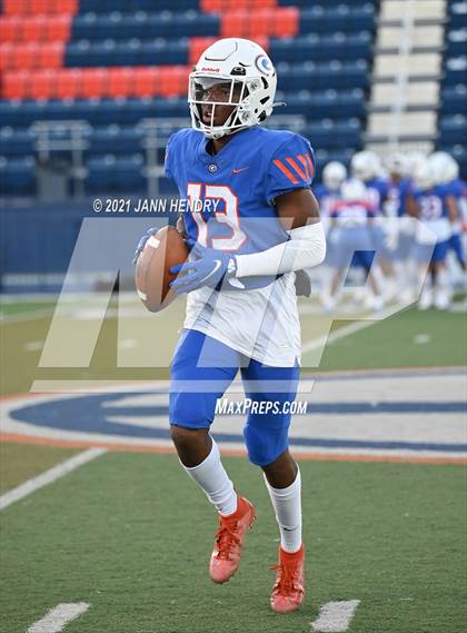 Thumbnail 3 in Bishop Gorman vs. Foothill (Class 5A Southern Region Semifinal) photogallery.