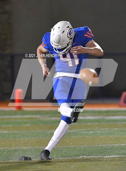 Thumbnail 2 in Bishop Gorman vs. Foothill (Class 5A Southern Region Semifinal) photogallery.