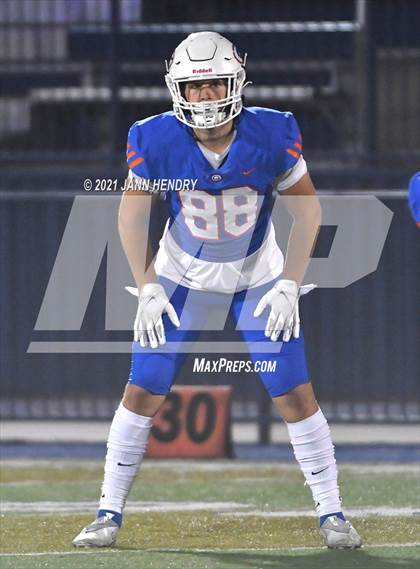 Thumbnail 2 in Bishop Gorman vs. Foothill (Class 5A Southern Region Semifinal) photogallery.
