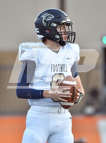 Thumbnail 3 in Bishop Gorman vs. Foothill (Class 5A Southern Region Semifinal) photogallery.