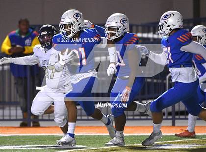 Thumbnail 3 in Bishop Gorman vs. Foothill (Class 5A Southern Region Semifinal) photogallery.