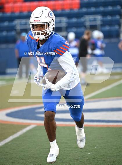 Thumbnail 2 in Bishop Gorman vs. Foothill (Class 5A Southern Region Semifinal) photogallery.
