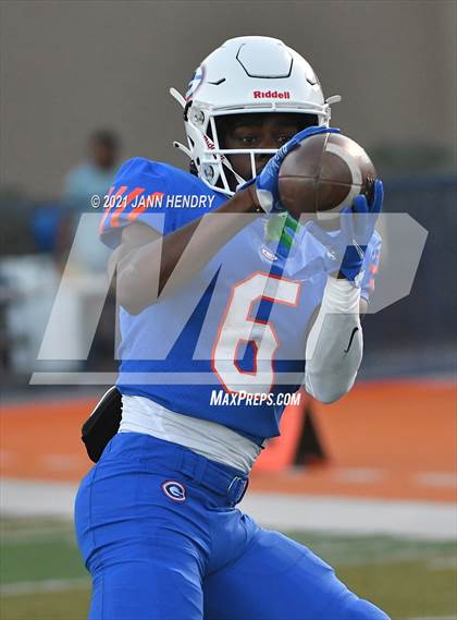 Thumbnail 2 in Bishop Gorman vs. Foothill (Class 5A Southern Region Semifinal) photogallery.