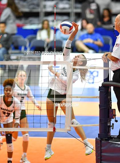 Thumbnail 3 in Benton @ Little Rock Christian Academy (AAA 5A Final) photogallery.