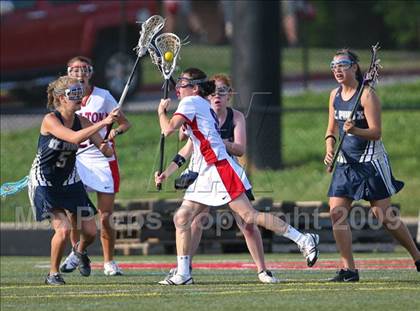 Thumbnail 2 in St. Pius X Catholic vs Milton (5A semifinal) photogallery.